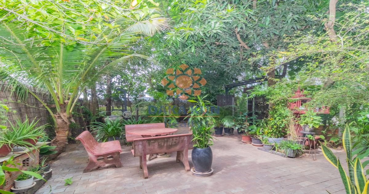 4 Bedrooms House for Rent in Siem Reap-Svay Dangkum