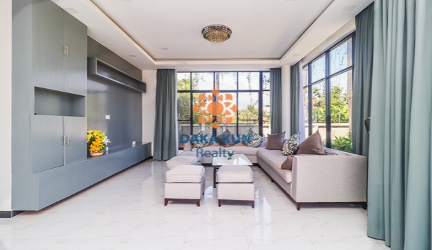 4 Bedrooms Villa for Rent in Siem Reap-Svay Dangkum