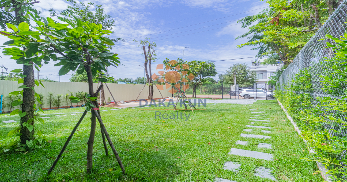 2 Bedrooms House for Rent in Siem Reap City-Sala Kamreuk