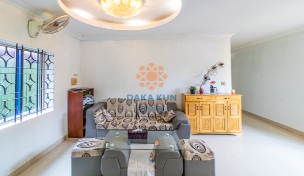3 Bedrooms House for Rent in Siem Reap-Svay Dangkum