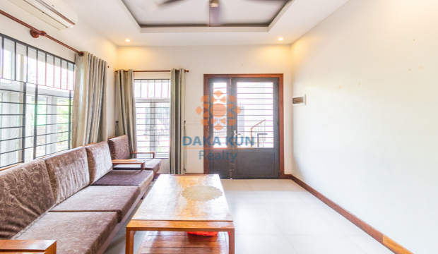 4 Bedrooms House for Rent in Siem Reap-Sla Kram