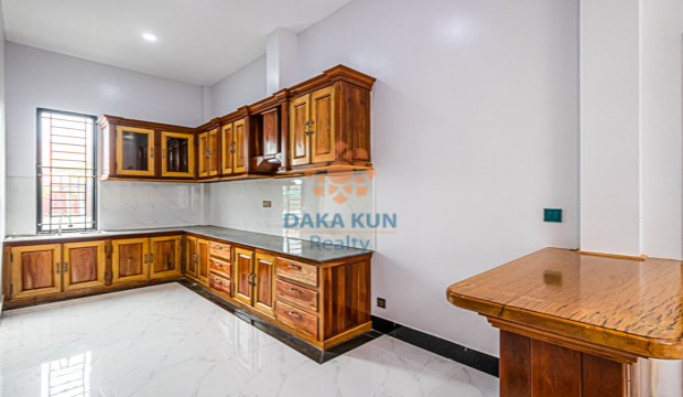 Villa for Sale in Krong Siem Reap