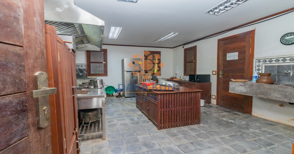 Boutique for Rent with Swimming Pool in Siem Reap-Svay Dangkum