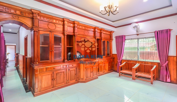 4 Bedrooms House for Rent in Siem Reap-Sla Kram