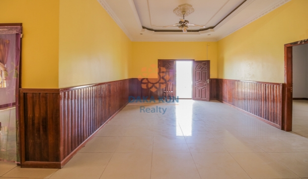 7 Bedrooms House for Rent in Siem Reap city-Svay Dangkum