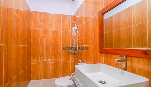 4 Bedrooms House for Rent in Siem Reap-Sla Kram