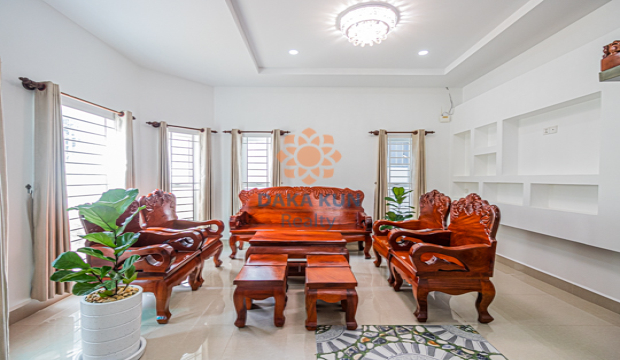 4 Bedrooms House for Rent in Krong Siem Reap-Svay Dangkum