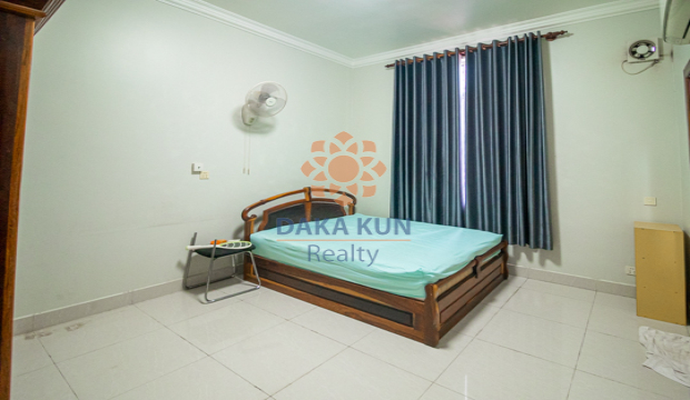 5 Bedrooms House for Rent in Krong Siem Reap-Sala Kamreuk