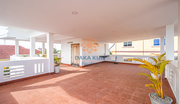 4 Bedrooms House for Rent in Krong Siem Reap-Svay Dangkum
