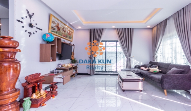3 Bedrooms Villa for Rent near Makro Supermarket, Siem Reap city