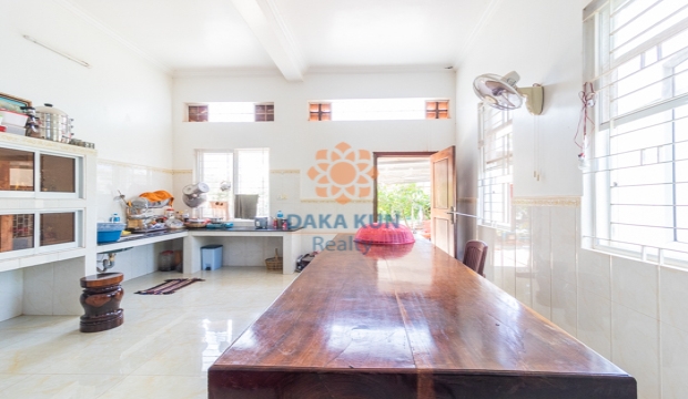 6 Bedrooms House for Rent in Siem Reap-Sala Kamreuk