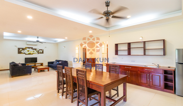 4 Bedrooms Villa for Rent in Krong Siem Reap-Svay Dangkum