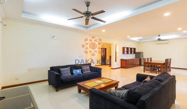 4 Bedrooms Villa for Rent in Krong Siem Reap-Svay Dangkum