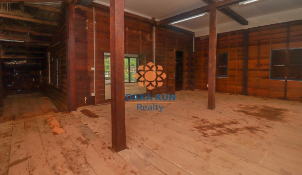4 Bedrooms House for Rent in Siem Reap-Sala Kamreuk