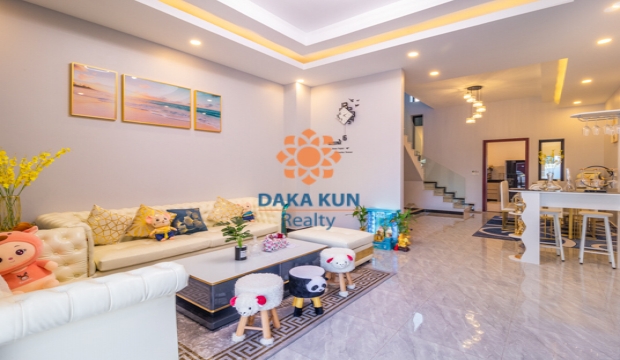 Link House for Sale near Makro-Siem Reap city