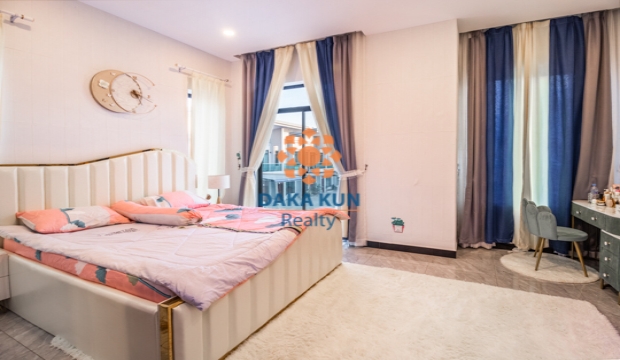 Link House for Sale near Makro-Siem Reap city