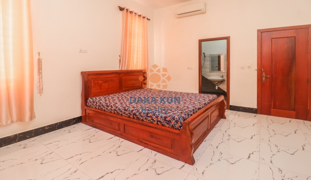 5 Bedrooms House for Rent in Siem Reap-Svay Dangkum