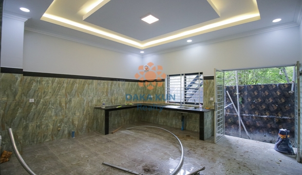 4 Bedrooms House for Rent in Siem Reap city-Svay Dangkum