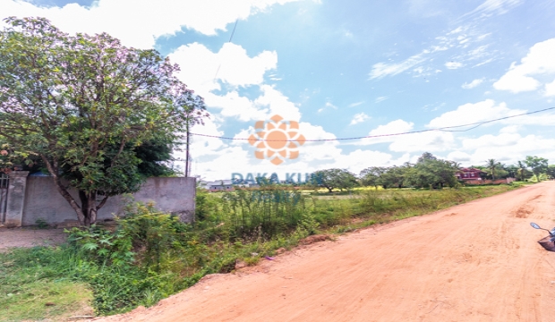 Villa for Sale on Main Road 22 m, Siem Reap-Sala Kamreuk