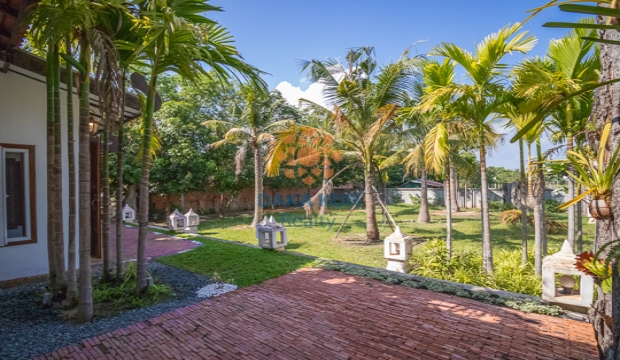 Villa for Sale with Swimming Pool in Siem Reap-Sala Kamreuk