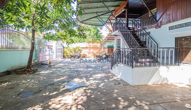4 Bedrooms House for Rent in Krong Siem Reap-Svay Dangkum