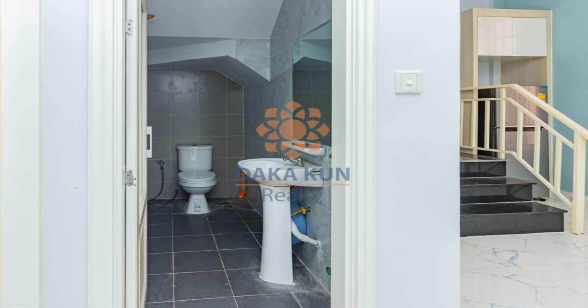 2 Bedrooms House for Rent in Siem Reap City