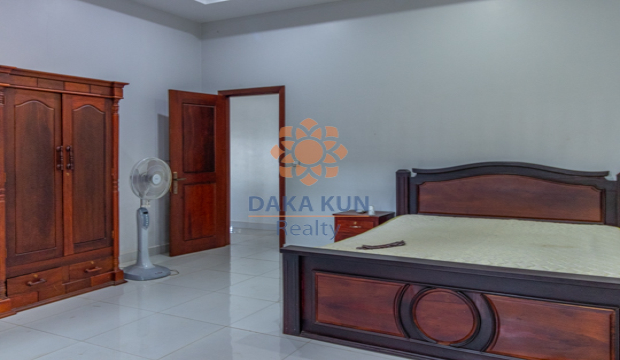 2 Bedrooms House for Rent in Svay Dangkum-Siem Reap City