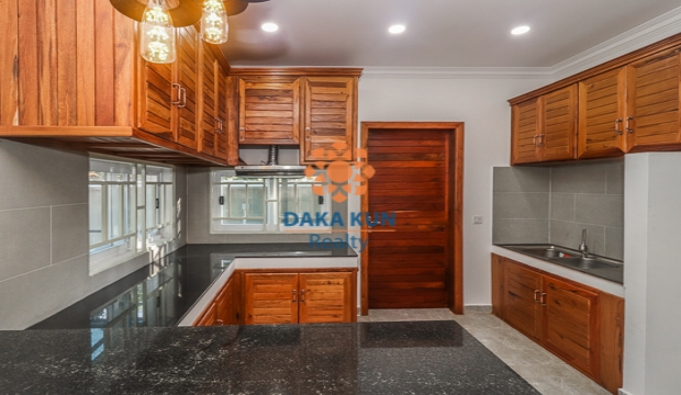 2 Bedrooms House for Rent with Swimming Pool in Siem Reap