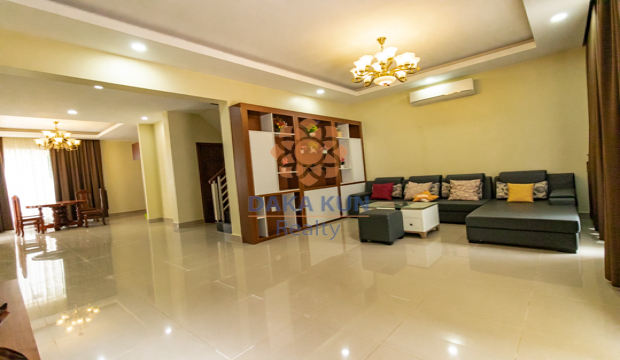4 Bedrooms House for Rent in Krong Siem Reap-Svay Dangkum