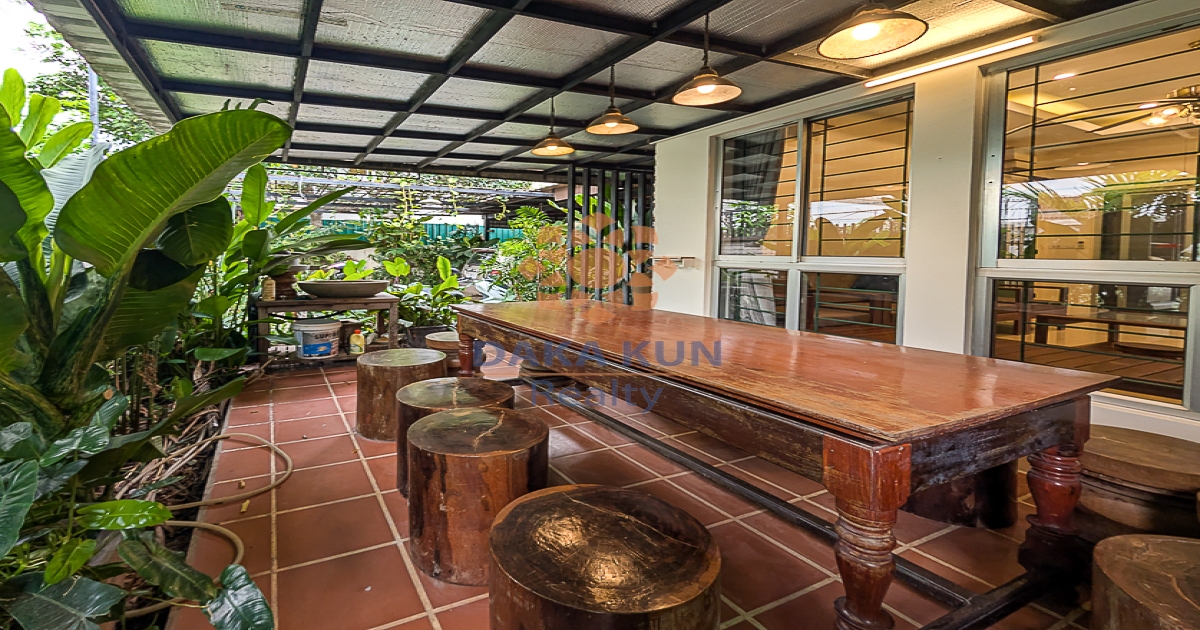 2 Bedrooms House for Rent in Siem Reap City