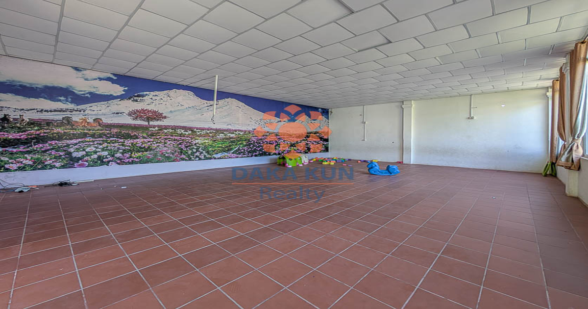 Commercial Building for Rent in Siem Reap City, near Khmer Pub St