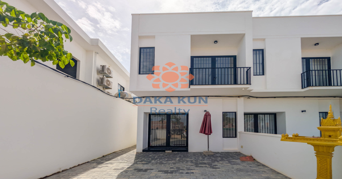 2 Bedrooms House for Rent in Siem Reap City, Svay Prey