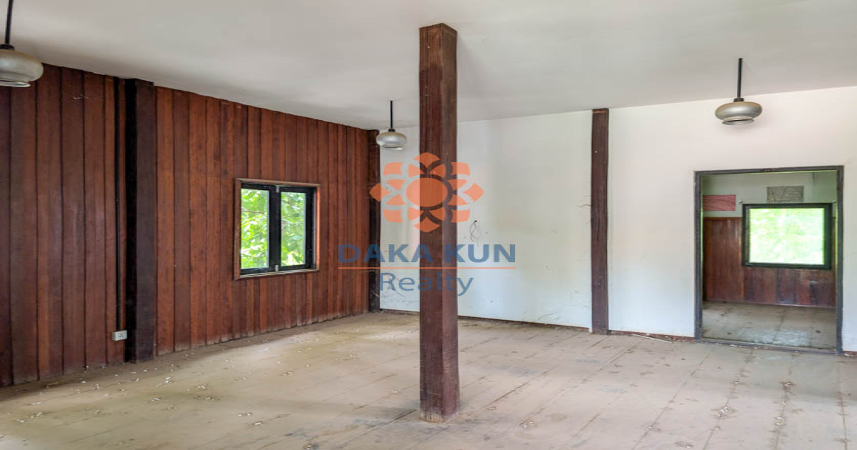 Land for Sale with 22m Road Access near Bakheng Rd