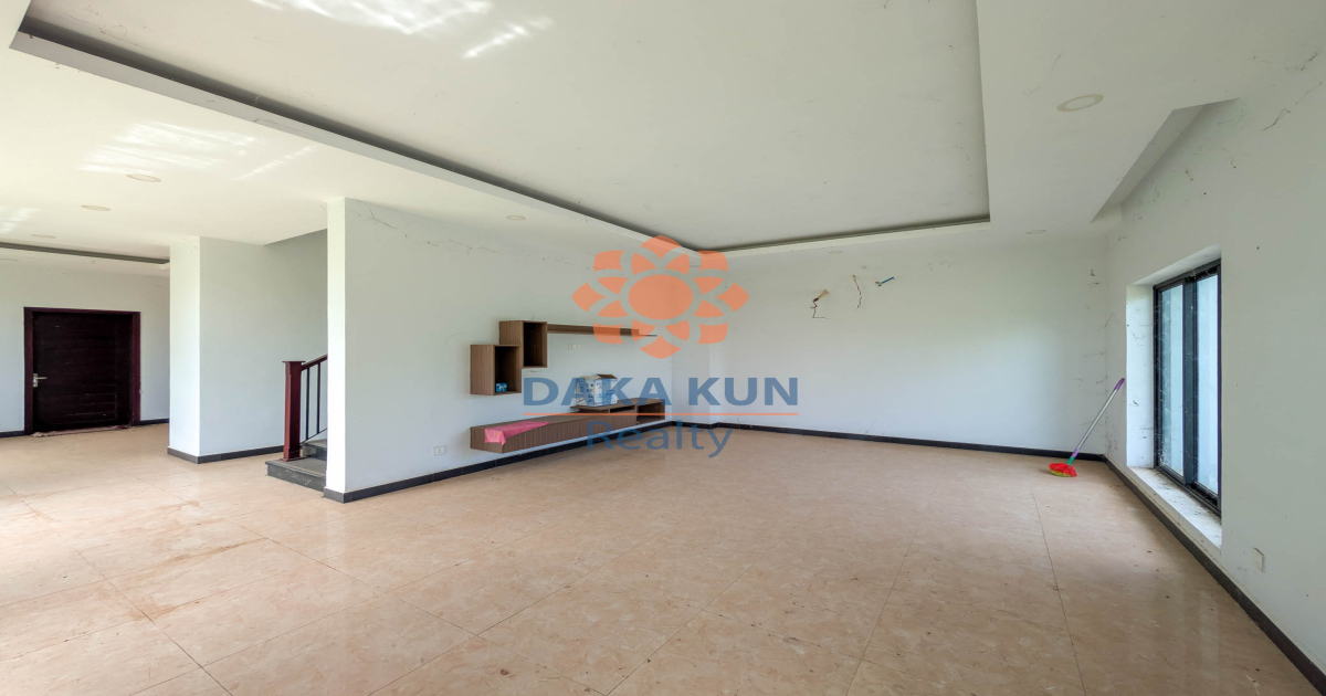 4-Bedroom House for Sale in Tourism City