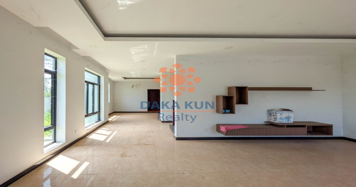 4-Bedroom House for Sale in Tourism City