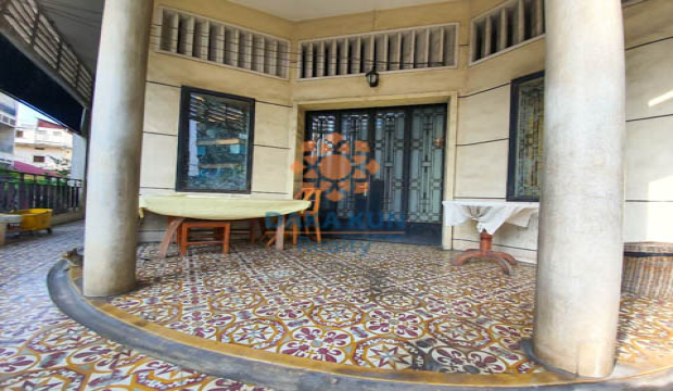 Condo for Sale in Phnom Penh-near Kandal Market