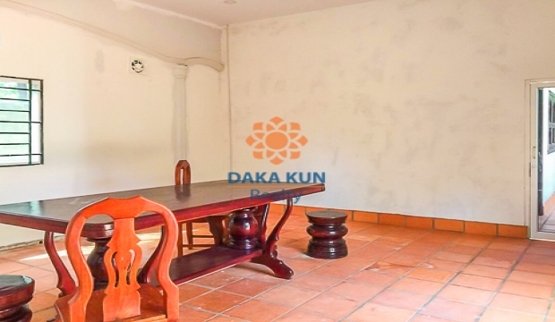 5 Bedrooms House for Rent in Siem Reap