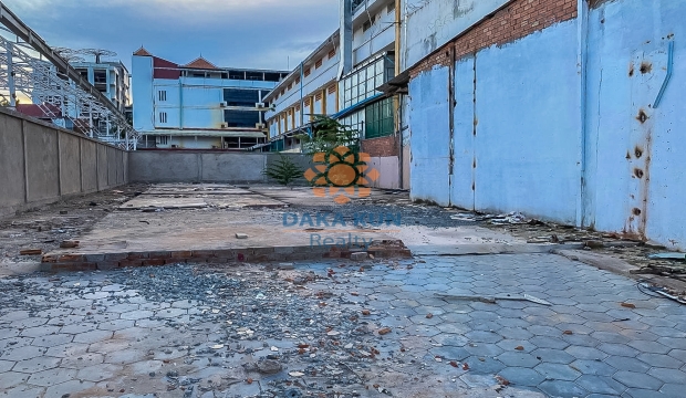 Land for Sale in Siem Reap-Old market