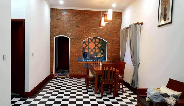 2 Bedrooms House for Rent near Ring Road, Siem Reap city