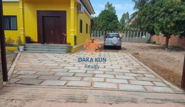 2 Bedrooms House for Rent near Ring Road, Siem Reap city