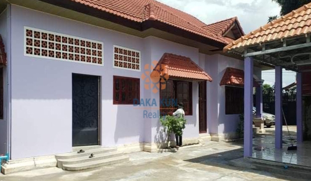 4 Bedrooms House for Rent in Krong Siem Reap