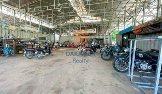 Warehouse and Land for Sale in Krong Siem Reap-Sala Kamreuk