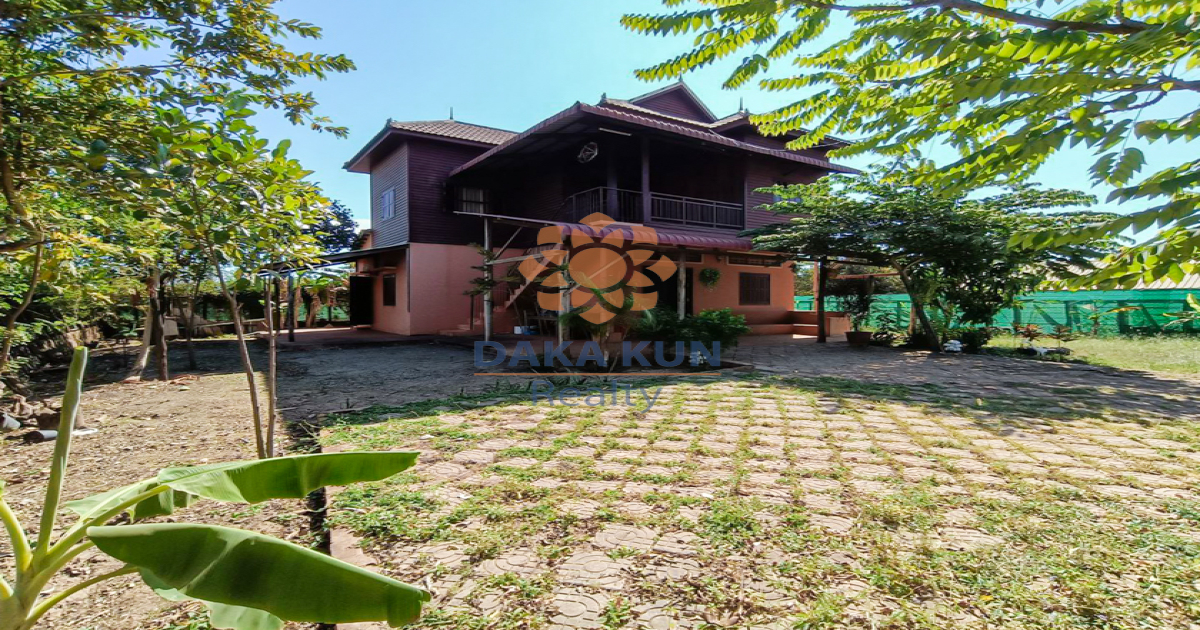 2 Bedrooms Wooden House For Rent In Siem Reap City