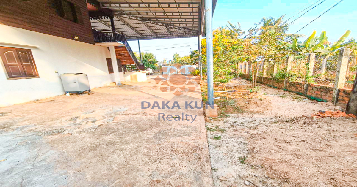 2 Bedrooms House For Rent In Siem Reap City-Sala Kamreuk