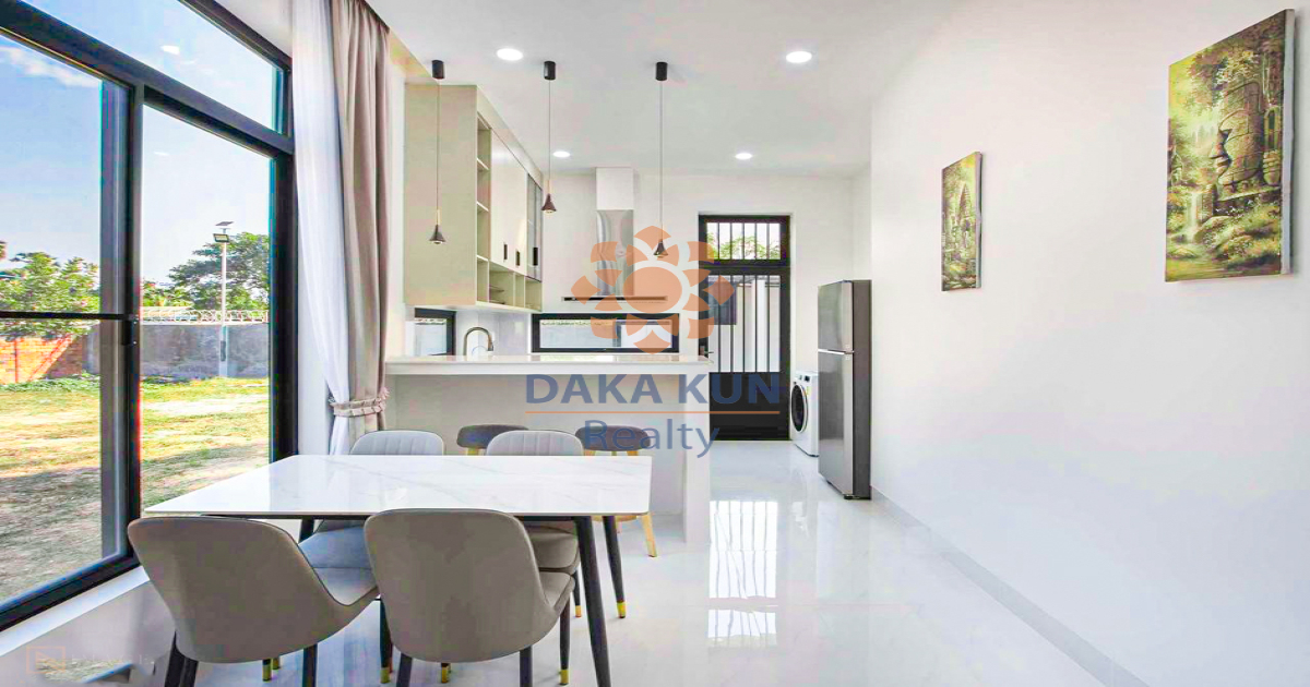 2 Bedrooms House For Rent In Siem Reap City-Svay Dangkum
