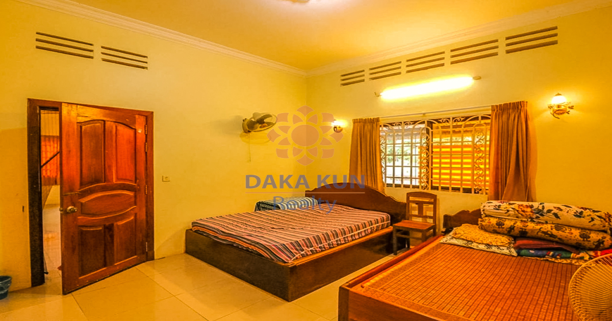 3 Bedrooms House for Sale on Taphul Road-Siem Reap City