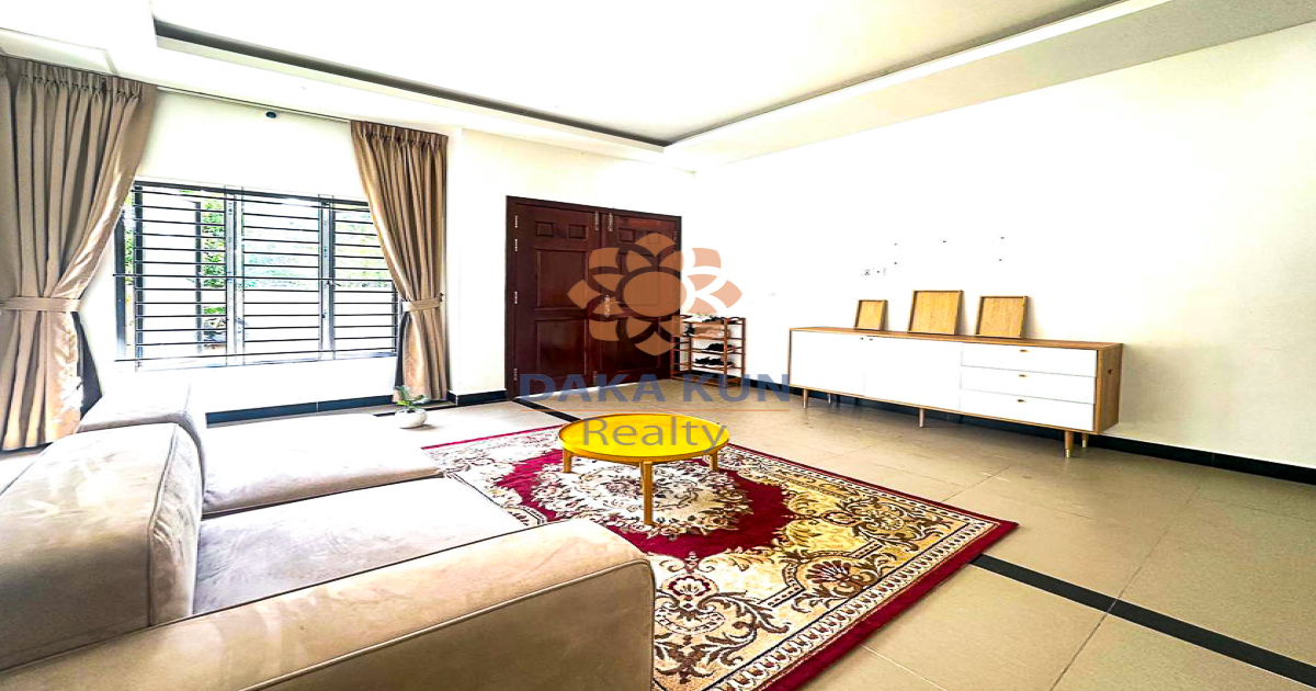 3 Bedrooms Flat House for Rent in Siem Reap City