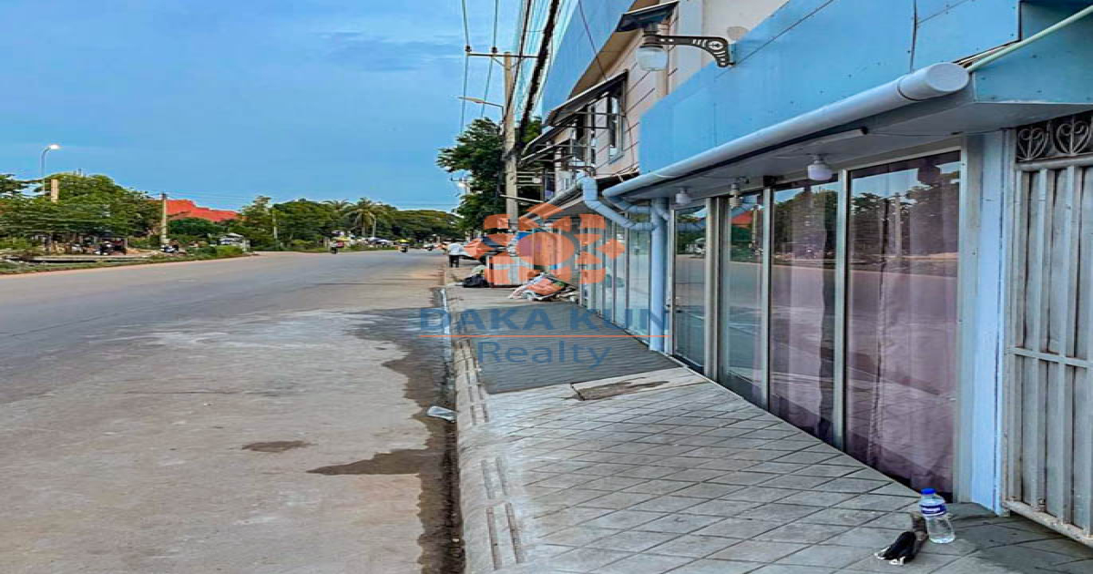 Commercial House for Sale in Siem Reap City, on Sala Kamreuk Road
