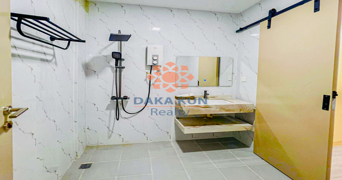 2 Bedrooms Apartment for Rent in Siem Reap City Center, near Riverside