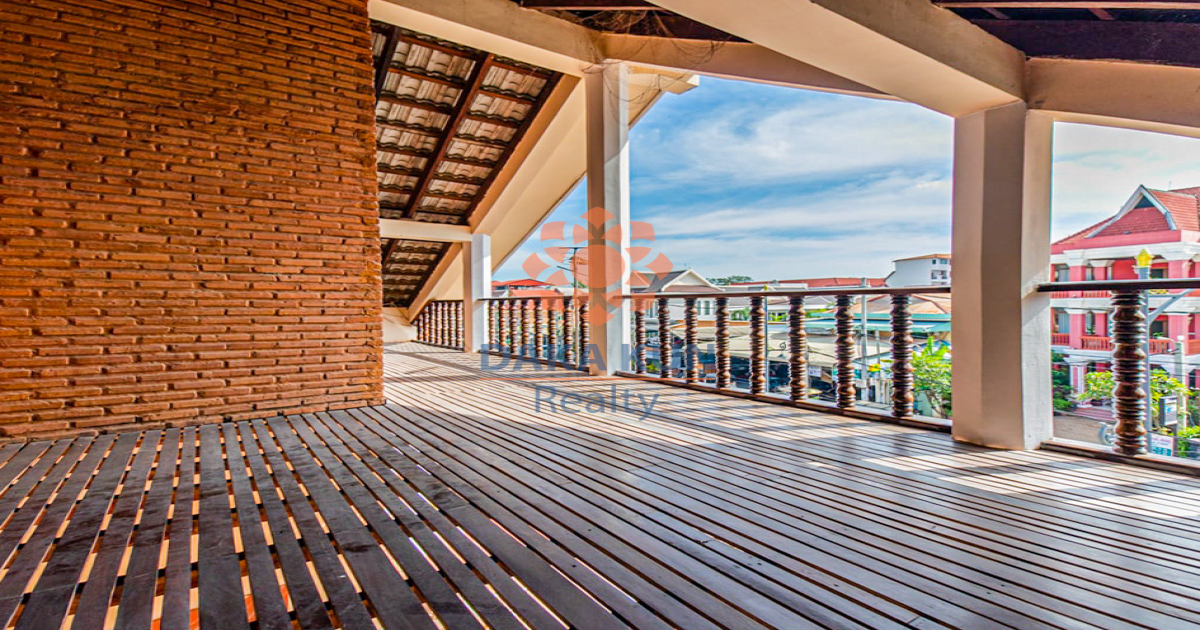 Commercial Building for Sale on Taphul Road, Siem Reap City